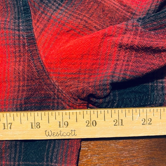 Womens Woolrich Womens Large Plaid Red Black Button Front Long Sleeve Shirt - Picture 5 of 9